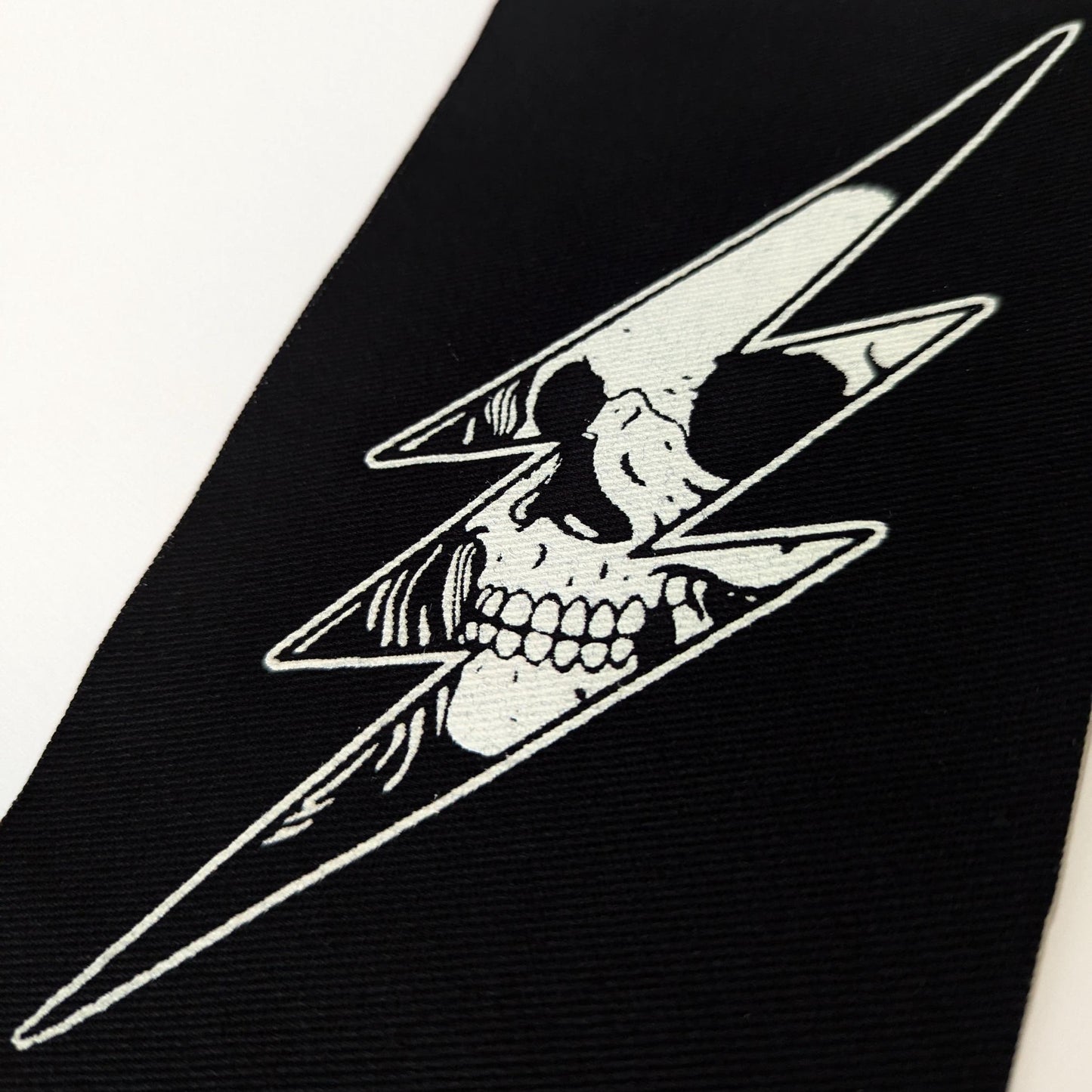 "Death Thunderbolt" Patch
