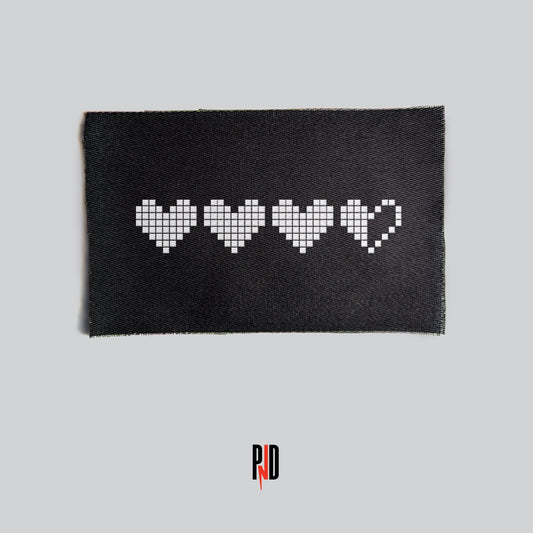 Parche "Corazón de píxel"